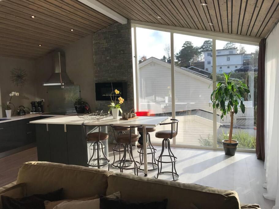 Topp Moderne Suite. ลาร์วิค ภายนอก รูปภาพ